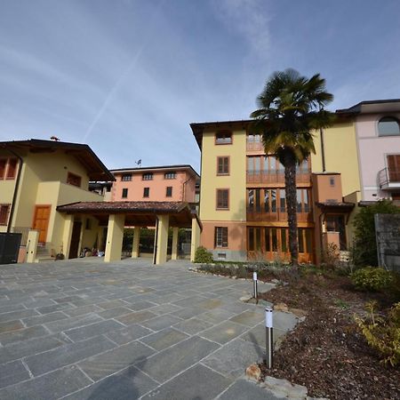 Alla Piana Apartment Varallo Exterior foto